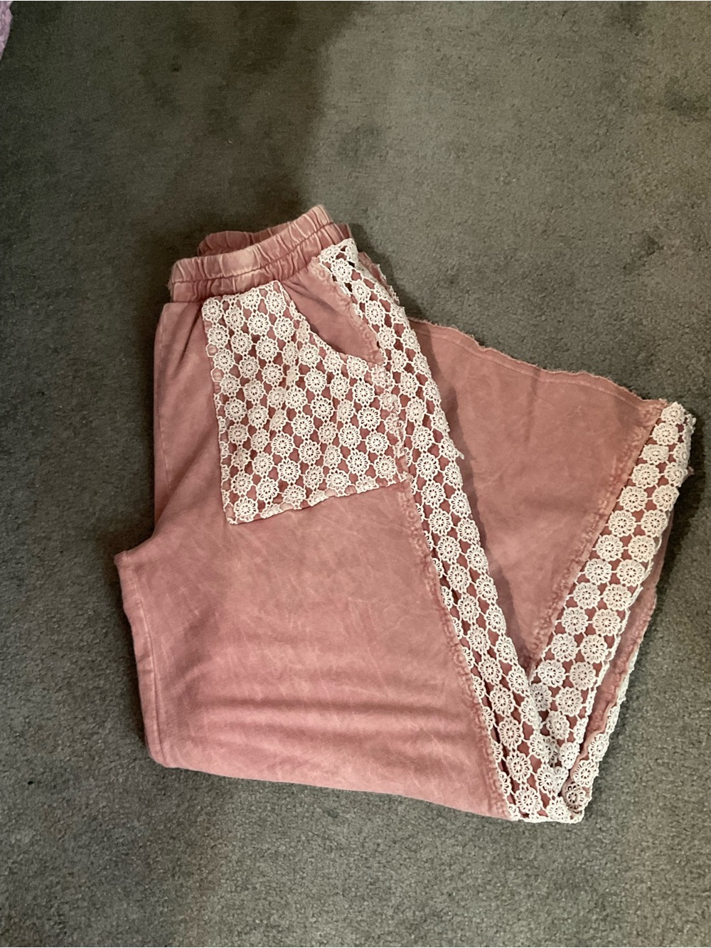 J . Her Lace-Trim Wide Leg Pants in Dusty Rose - Picture 3 of 3